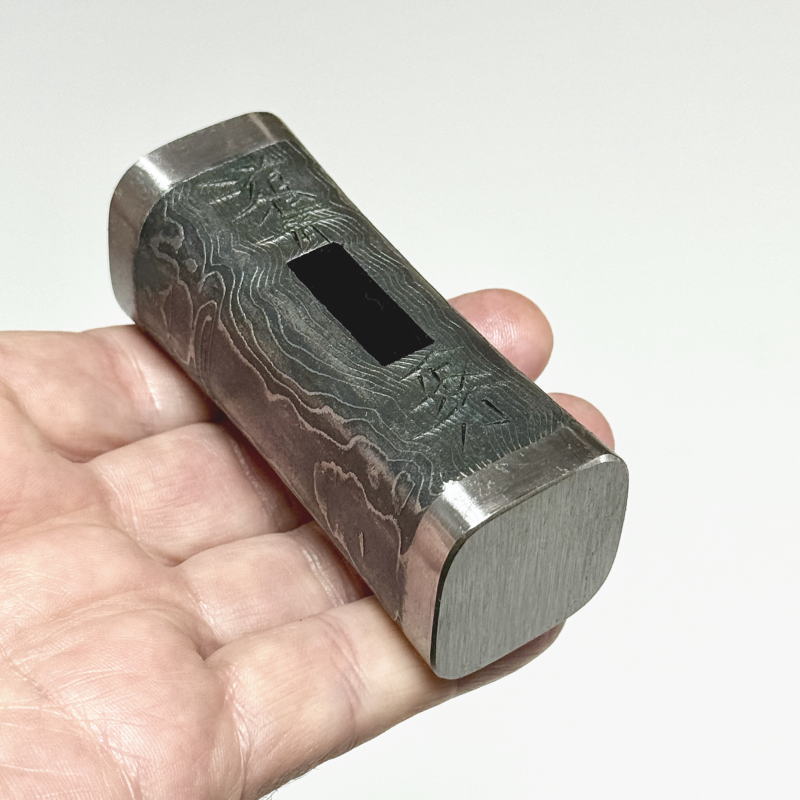 ���s��A�l�p�ؖڃ_���}���\